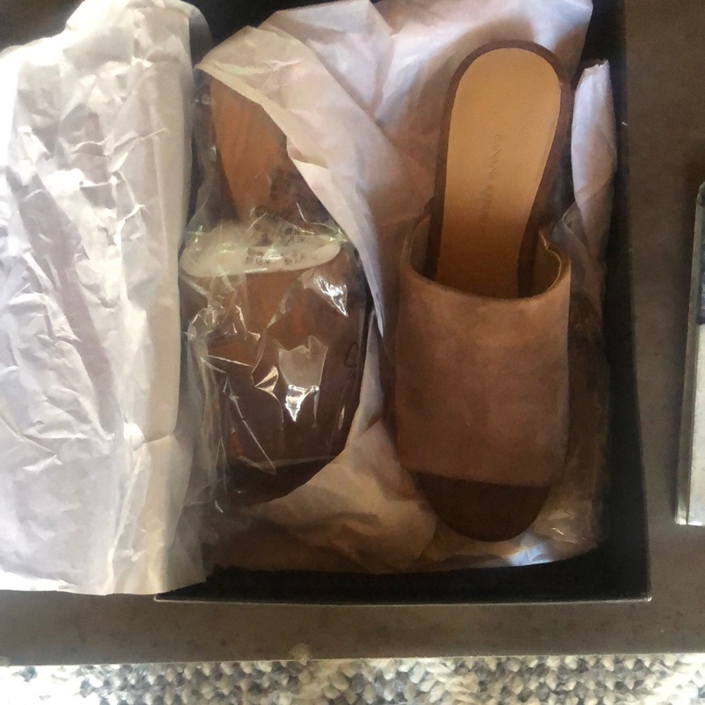 Banana Republic suede leather clog